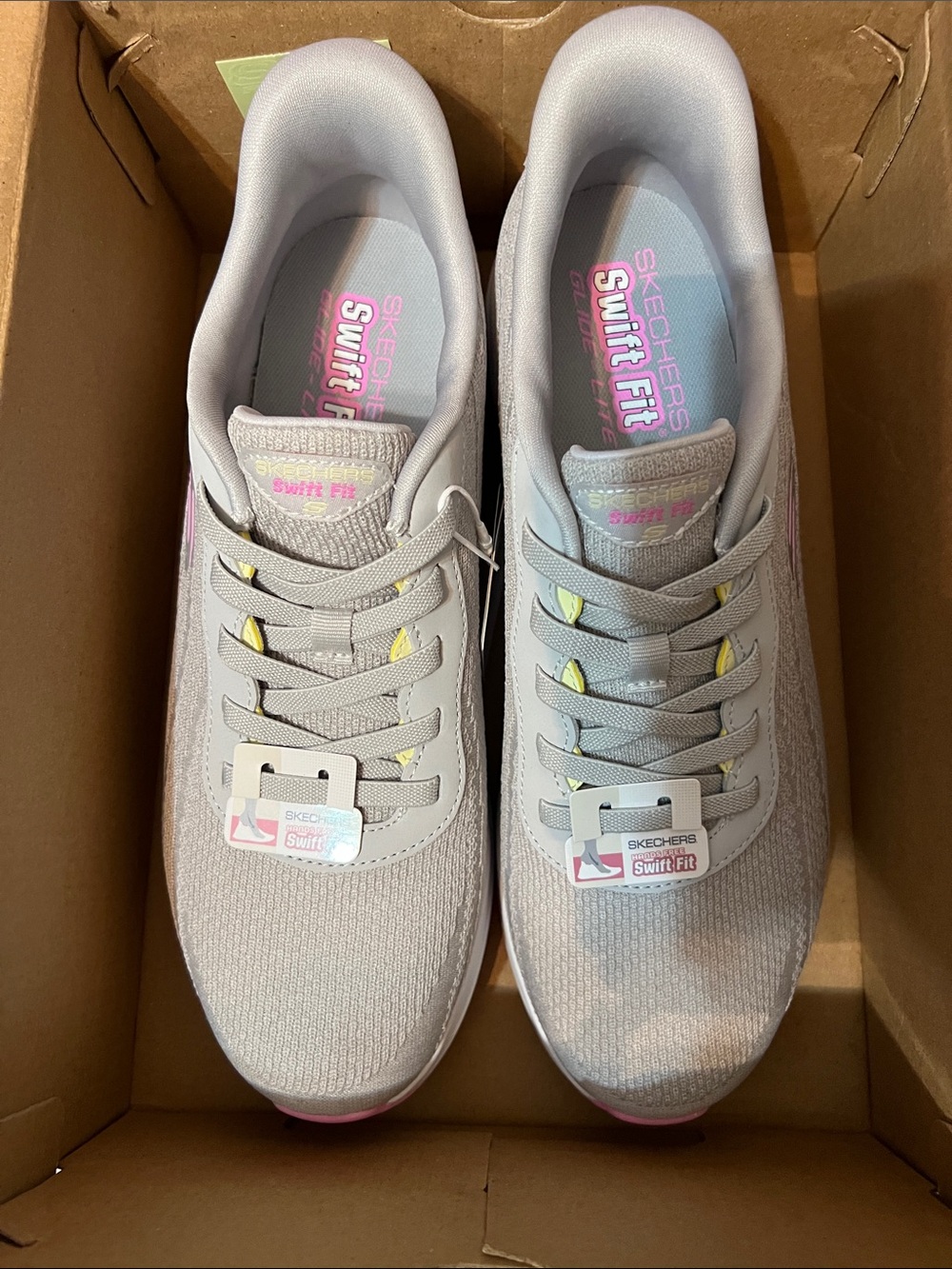 Skechers Swift Fit Women's Light Gray Slip-On Sneakers